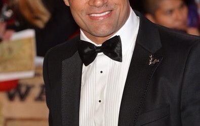 Dr. Meden and Actor Manu Bennett Talk About Manu’s New Smile